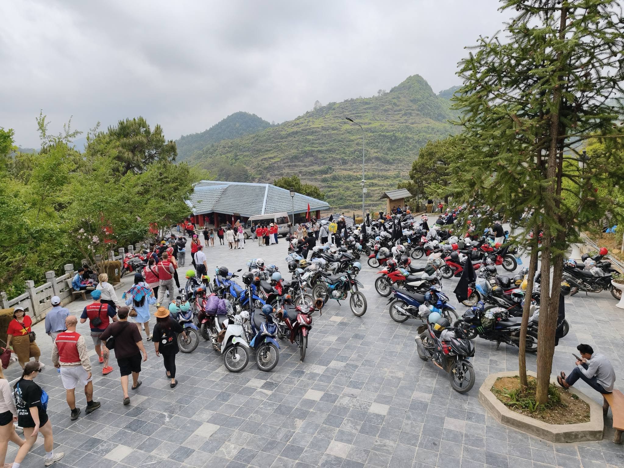 ha giang loop guided tour riders